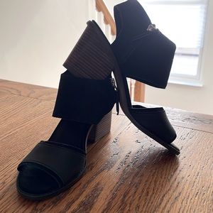 Black Suede Vegetable Tanned Leather Women’s Majorca Block Heel Sandal